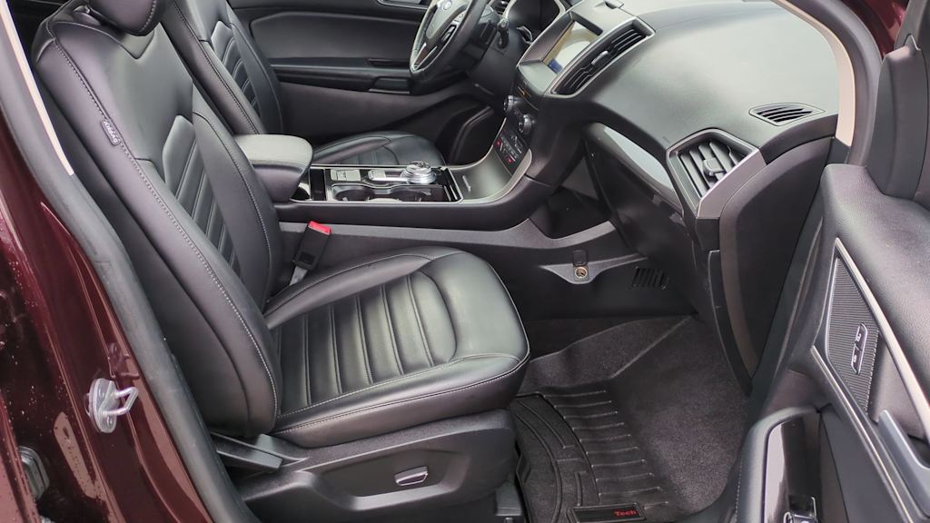 Thumbnail: 2019 Ford Edge - 25