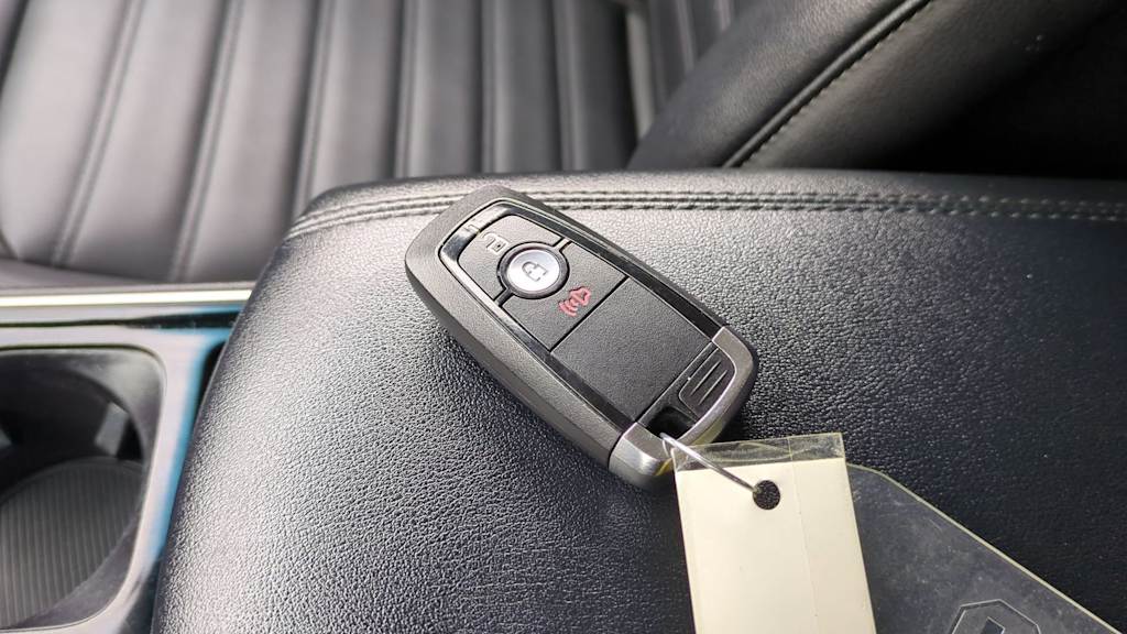 Thumbnail: 2019 Ford Edge - 18