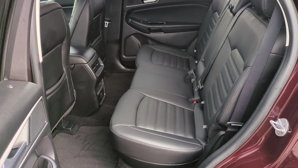 Thumbnail: 2019 Ford Edge - 13