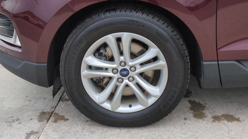 Thumbnail: 2019 Ford Edge - 8