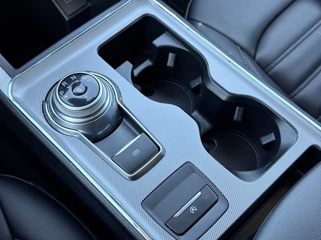 Thumbnail: 2021 Ford Edge - 34