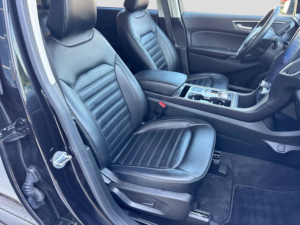 Thumbnail: 2023 Ford Edge - 24