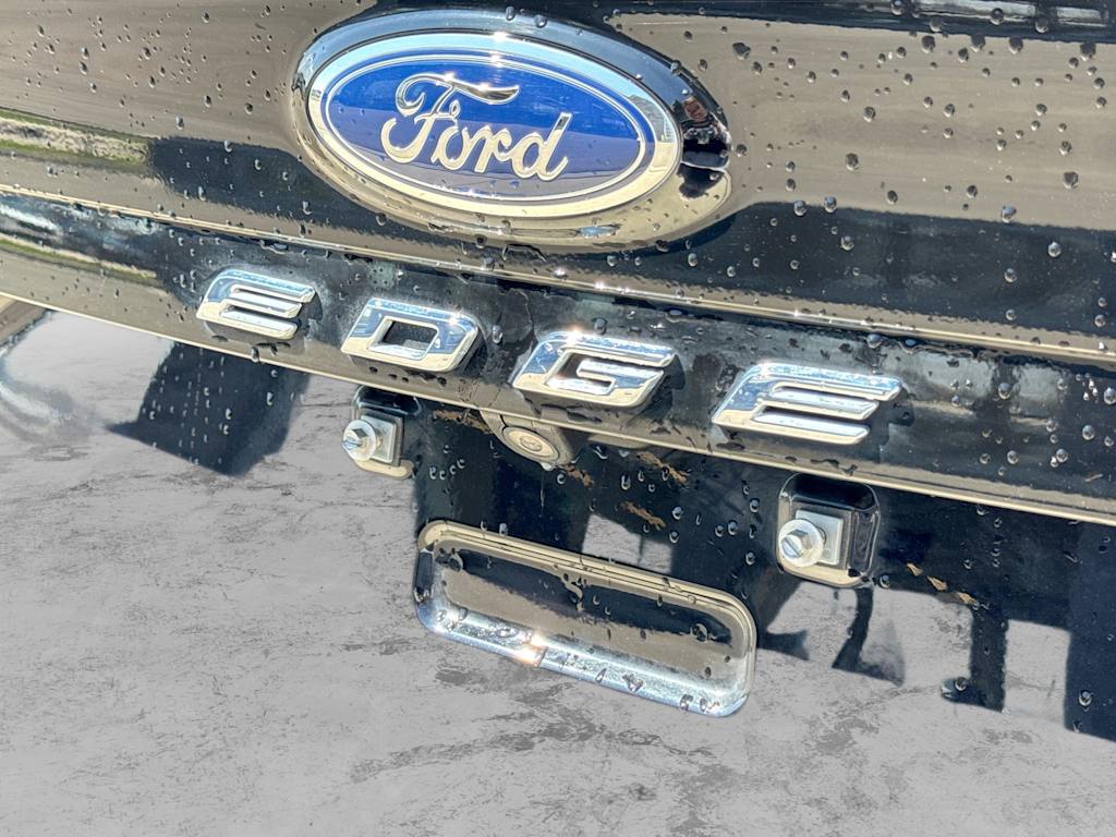 Thumbnail: 2023 Ford Edge - 18