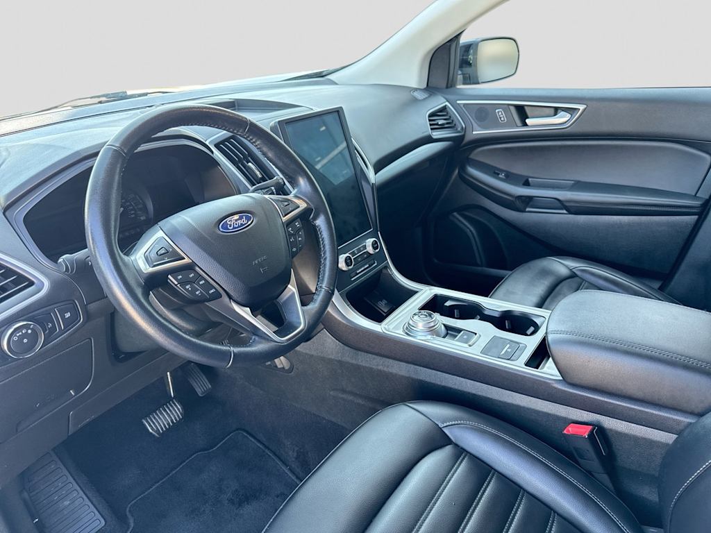 Thumbnail: 2023 Ford Edge - 2