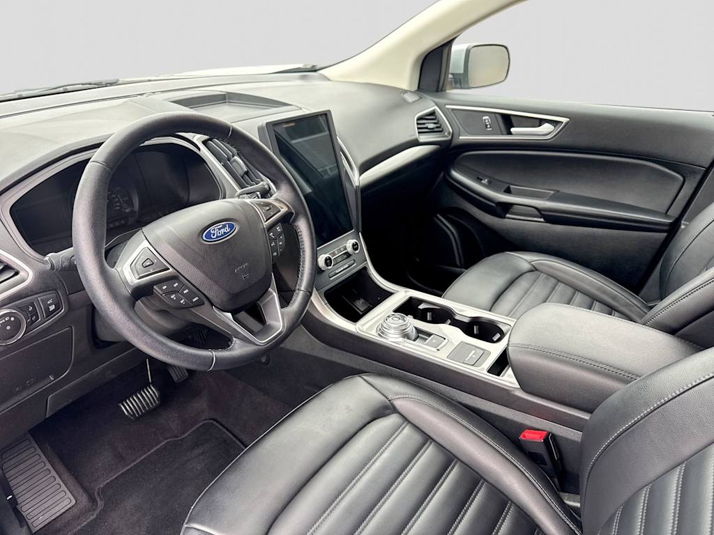 Thumbnail: 2023 Ford Edge - 2