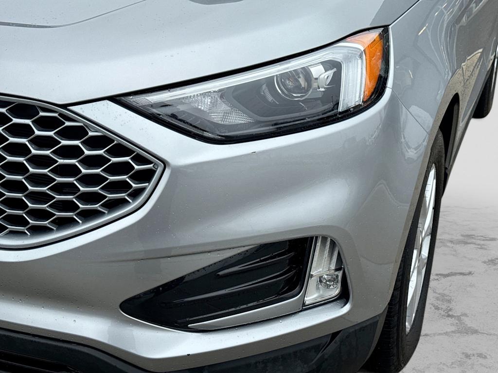 Thumbnail: 2023 Ford Edge - 19