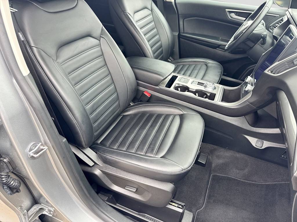 Thumbnail: 2023 Ford Edge - 26
