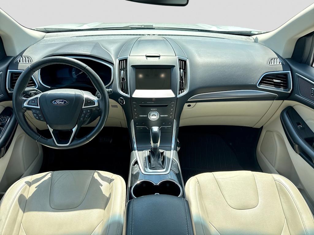Thumbnail: 2017 Ford Edge - 8