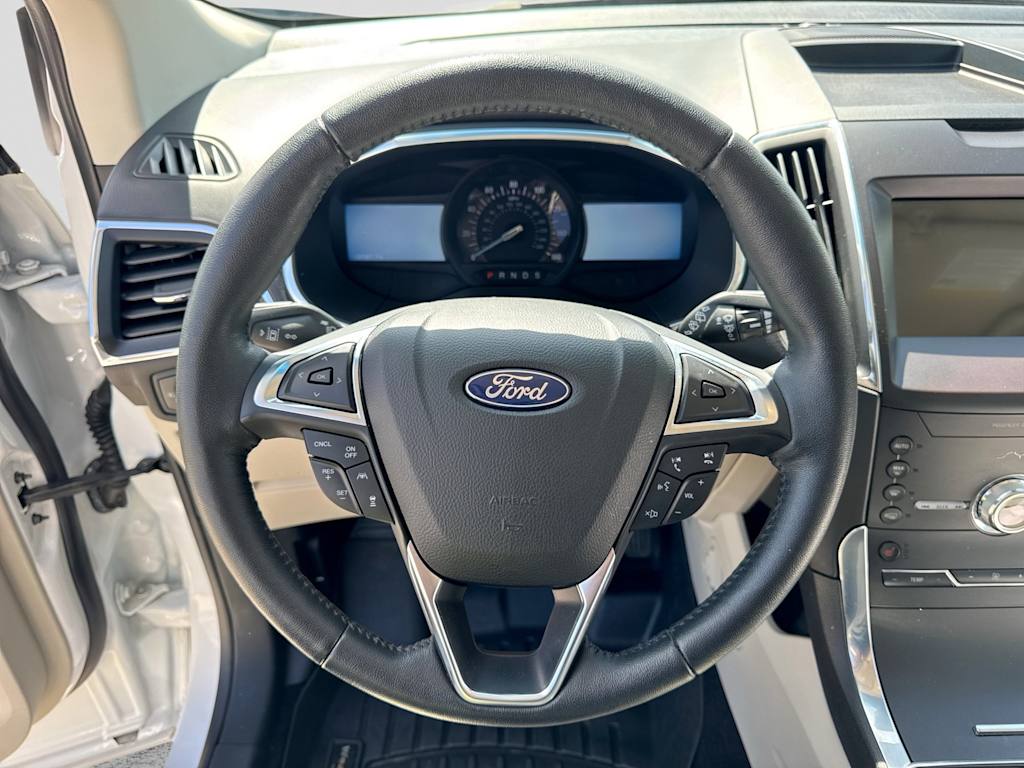 Thumbnail: 2020 Ford Edge - 12