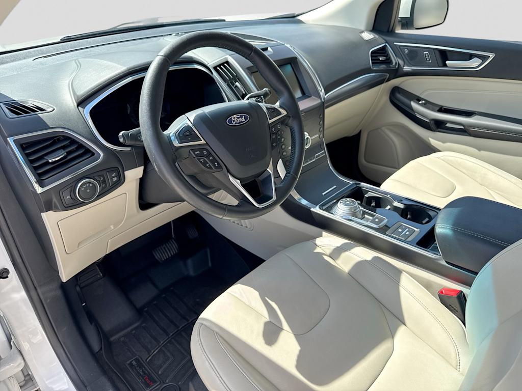 Thumbnail: 2020 Ford Edge - 2