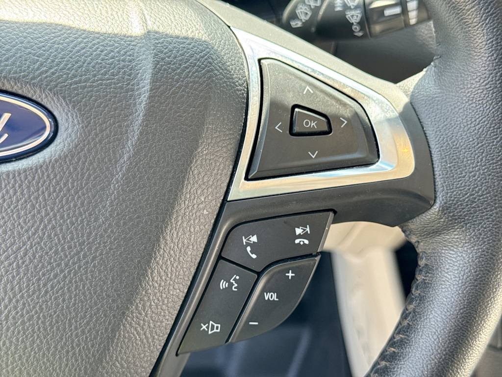 Thumbnail: 2020 Ford Edge - 29
