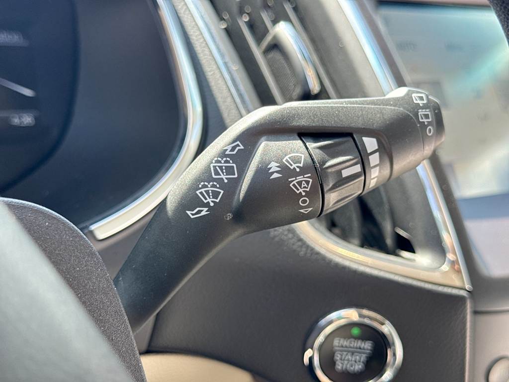 Thumbnail: 2020 Ford Edge - 14