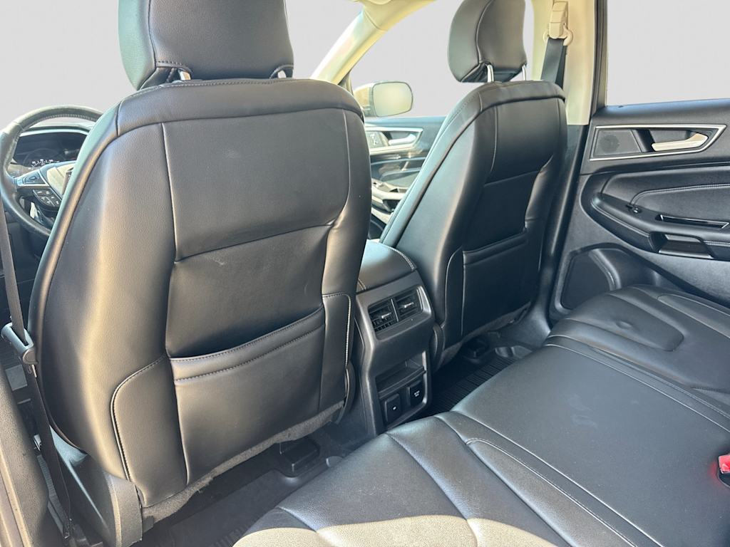 Thumbnail: 2019 Ford Edge - 11