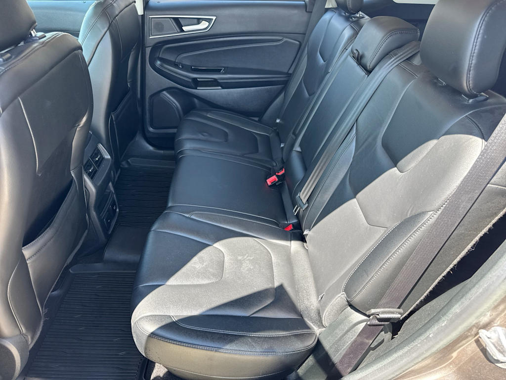 Thumbnail: 2019 Ford Edge - 27