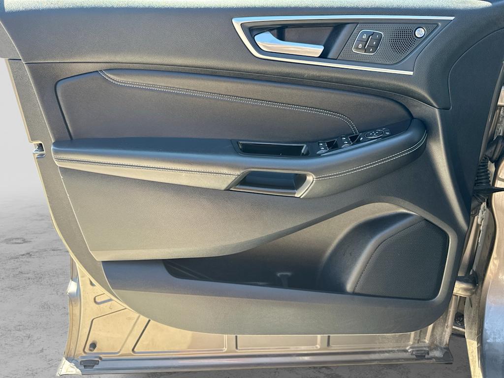 Thumbnail: 2019 Ford Edge - 34