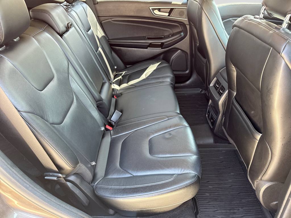 Thumbnail: 2019 Ford Edge - 28