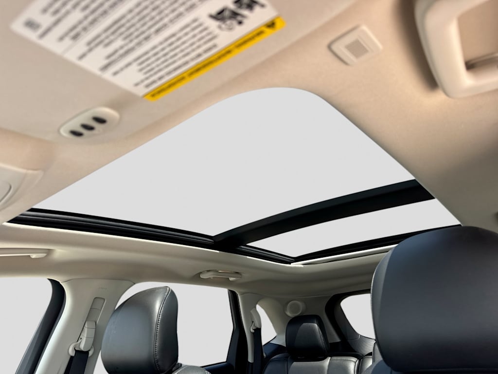 Thumbnail: 2019 Ford Edge - 26