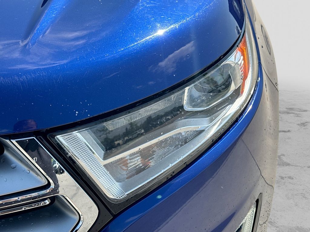 Thumbnail: 2015 Ford Edge - 23