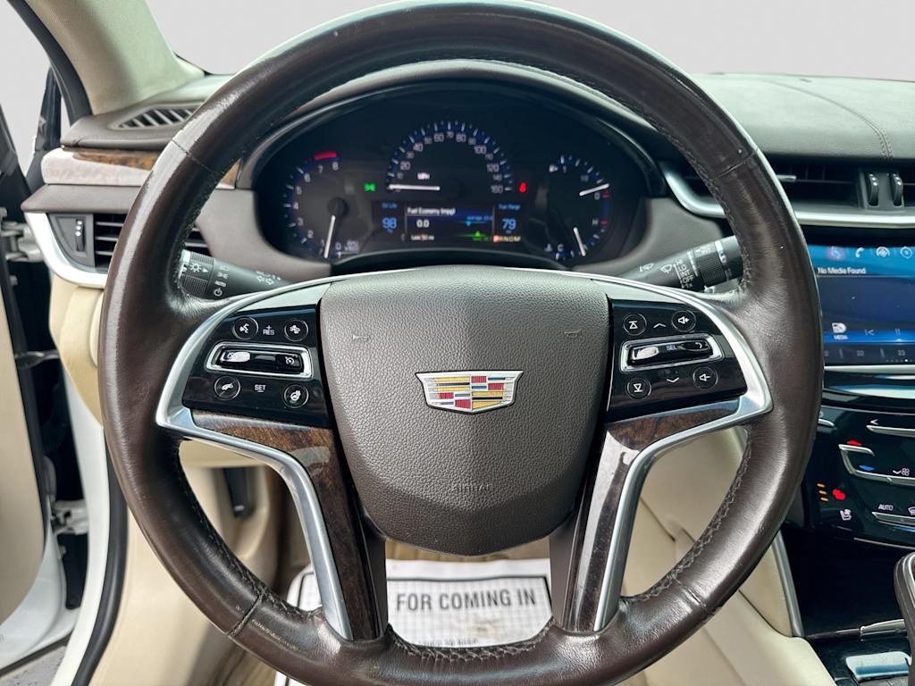 Thumbnail: 2016 Cadillac XTS - 10
