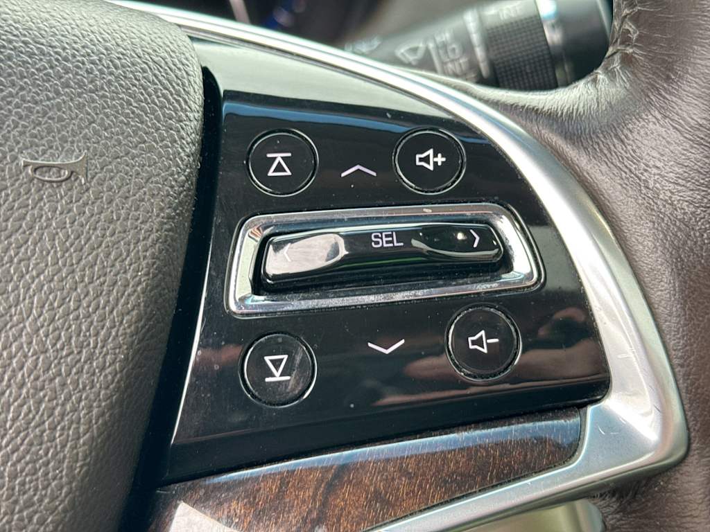 Thumbnail: 2016 Cadillac XTS - 31