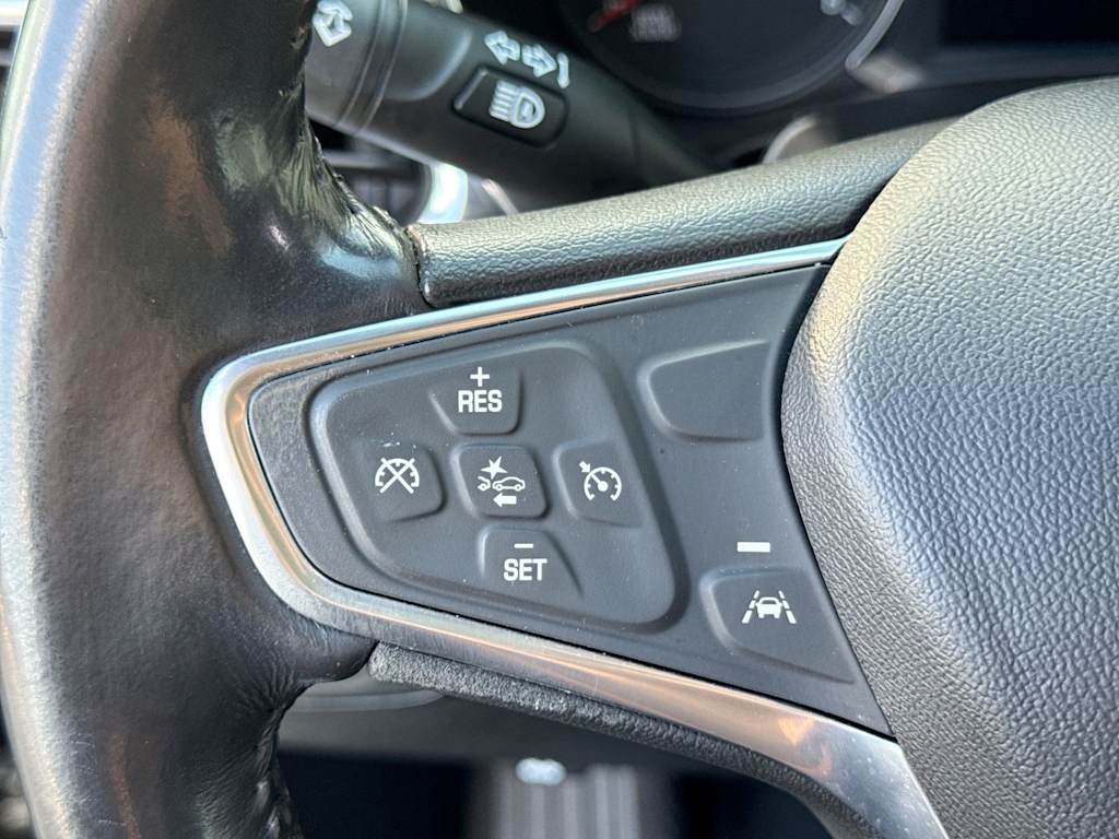 Thumbnail: 2019 Chevrolet Equinox - 19