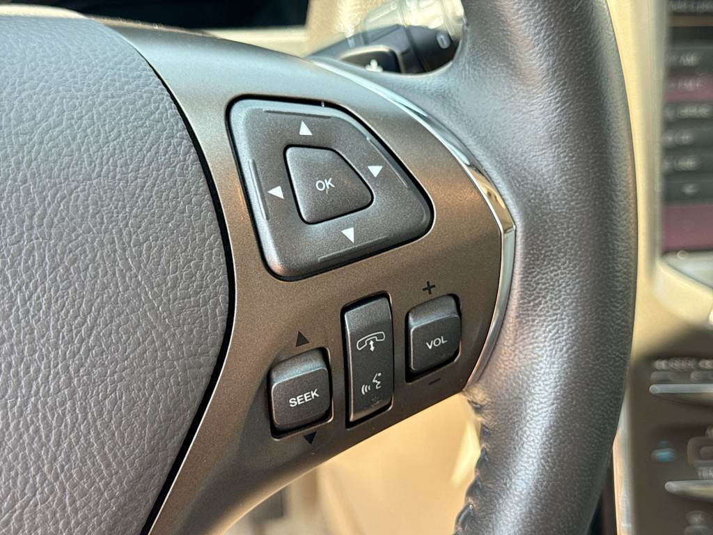 Thumbnail: 2015 Lincoln MKX - 30