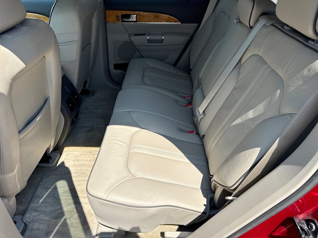 Thumbnail: 2015 Lincoln MKX - 27
