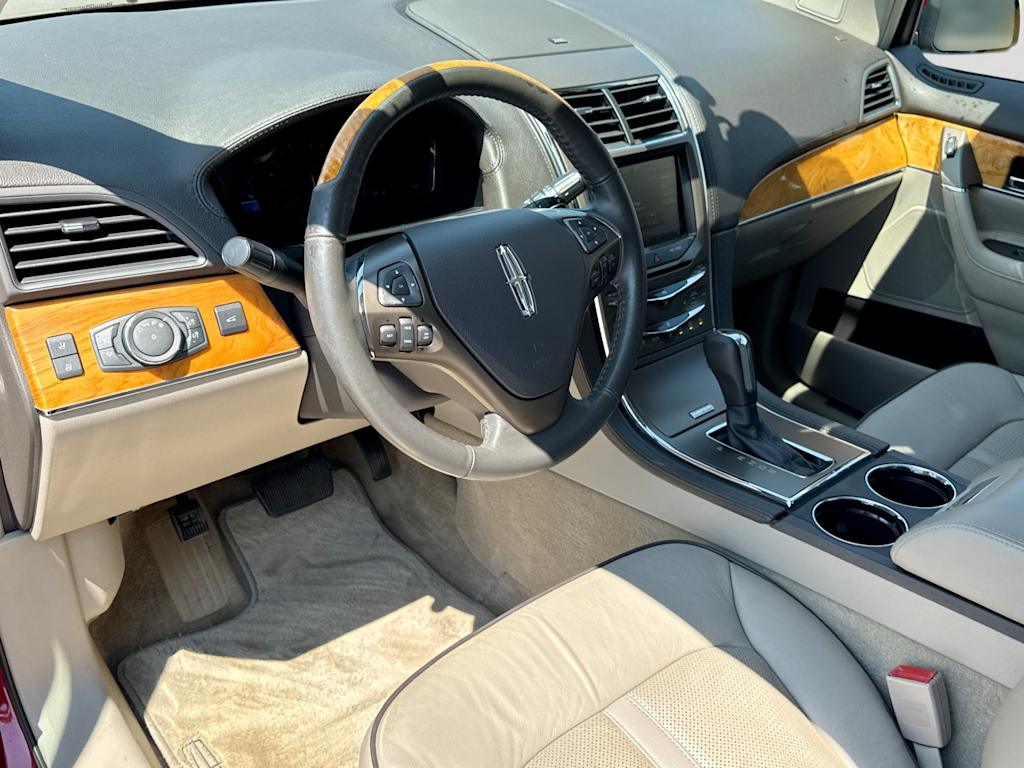 Thumbnail: 2015 Lincoln MKX - 2