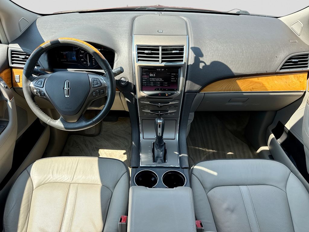 Thumbnail: 2015 Lincoln MKX - 9