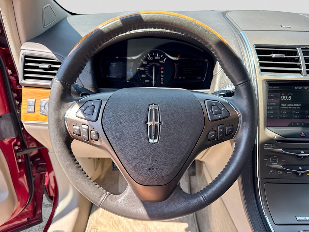 Thumbnail: 2015 Lincoln MKX - 13