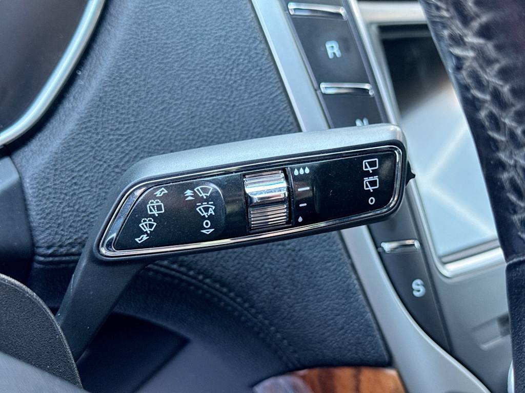Thumbnail: 2019 Lincoln Nautilus - 28