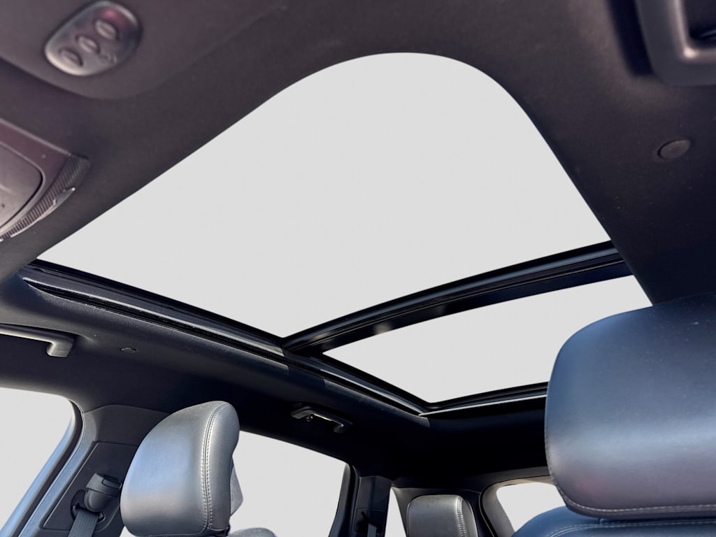 Thumbnail: 2019 Lincoln Nautilus - 22