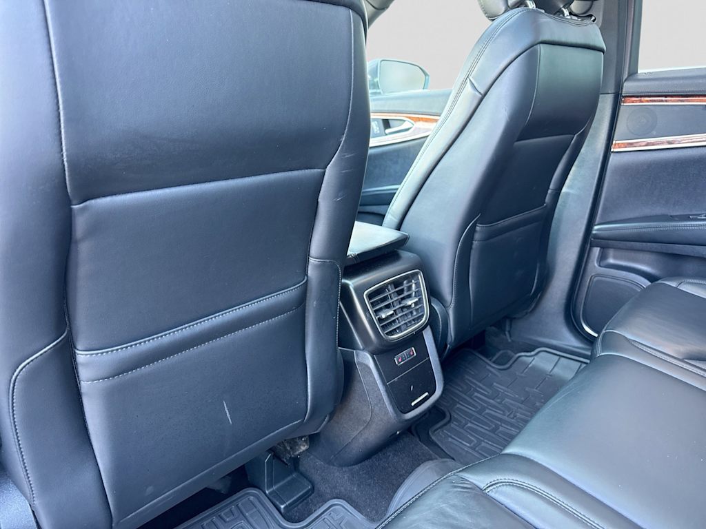 Thumbnail: 2019 Lincoln Nautilus - 21