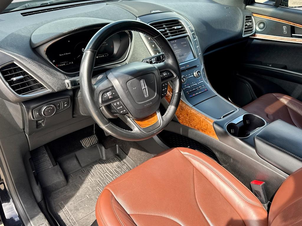 Thumbnail: 2019 Lincoln Nautilus - 2