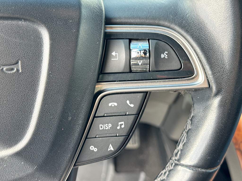 Thumbnail: 2019 Lincoln Nautilus - 29