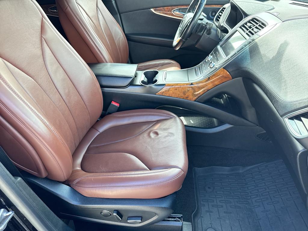 Thumbnail: 2019 Lincoln Nautilus - 10