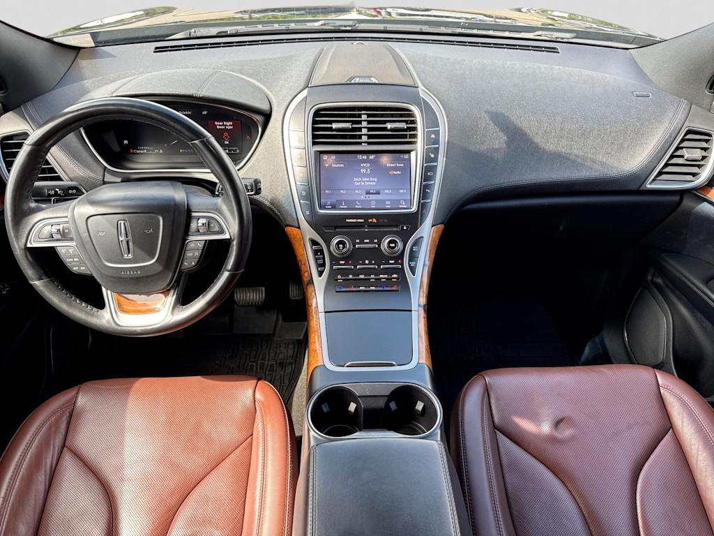 Thumbnail: 2019 Lincoln Nautilus - 8