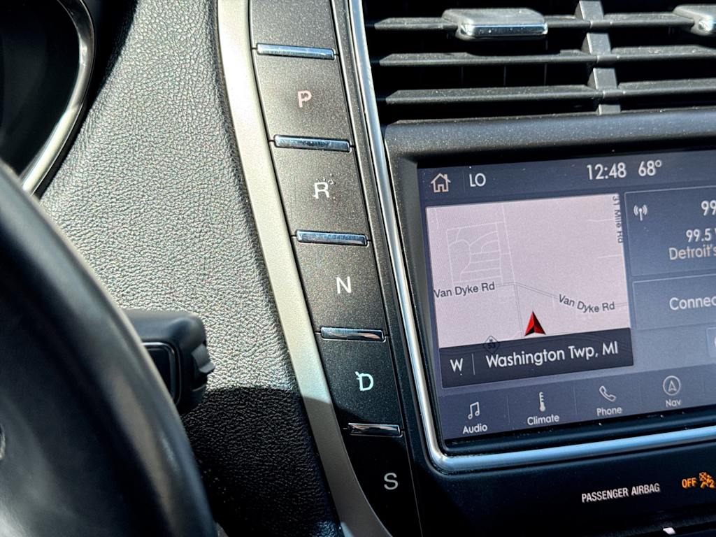 Thumbnail: 2019 Lincoln Nautilus - 36