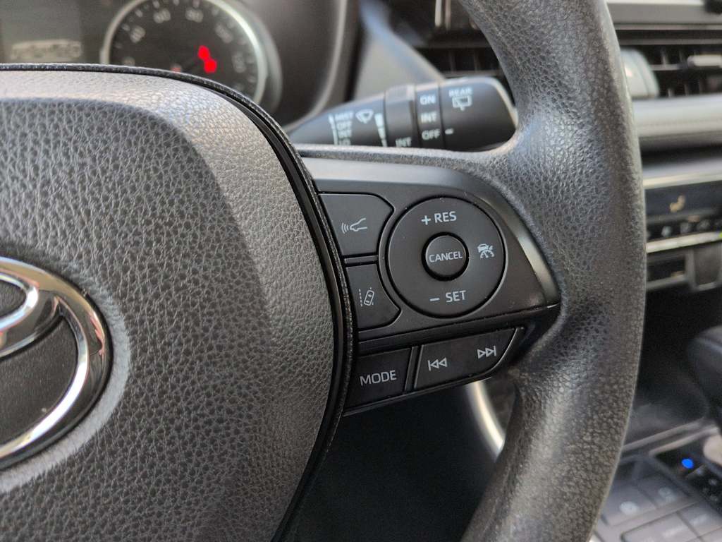 Thumbnail: 2019 Toyota RAV4 - 30