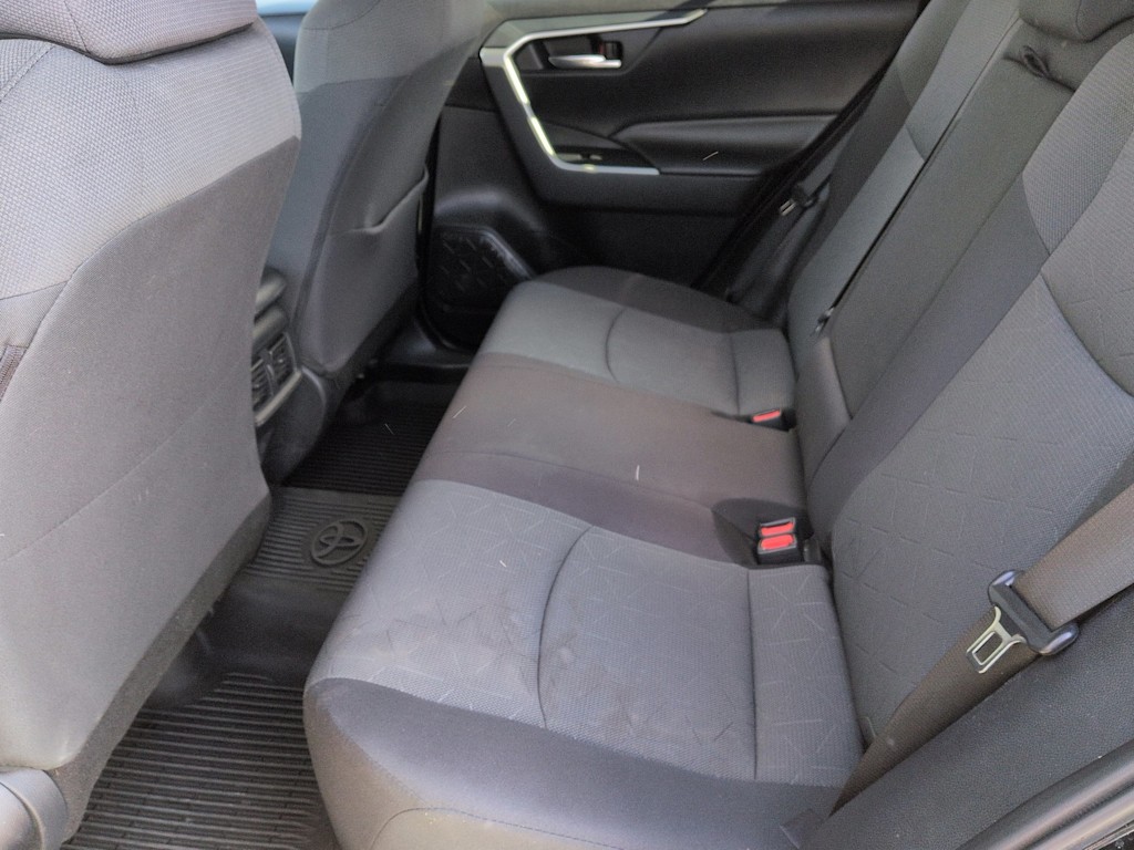 Thumbnail: 2019 Toyota RAV4 - 27