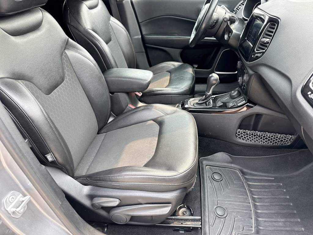 Thumbnail: 2018 Jeep Compass - 10