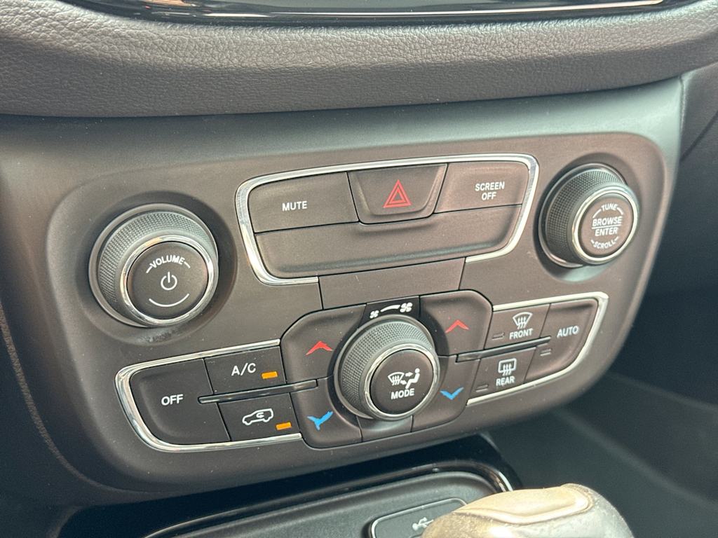 Thumbnail: 2018 Jeep Compass - 31