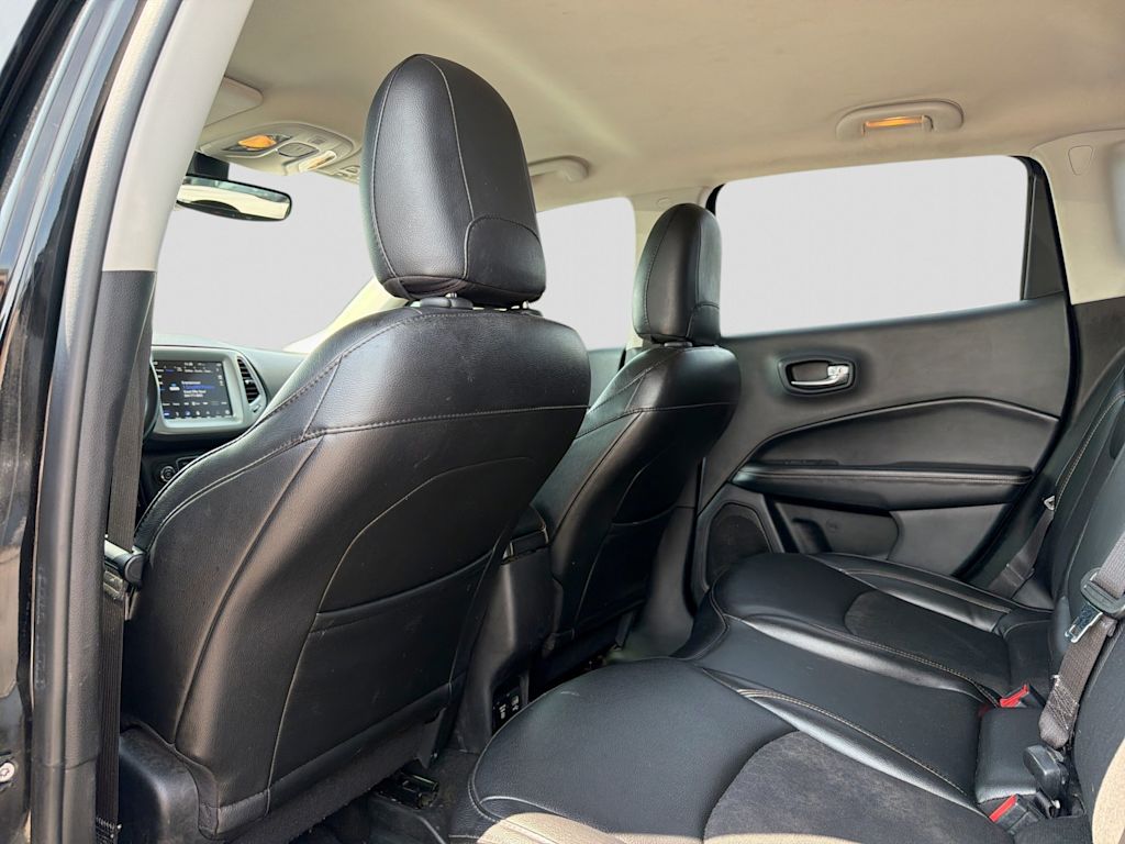 Thumbnail: 2020 Jeep Compass - 10
