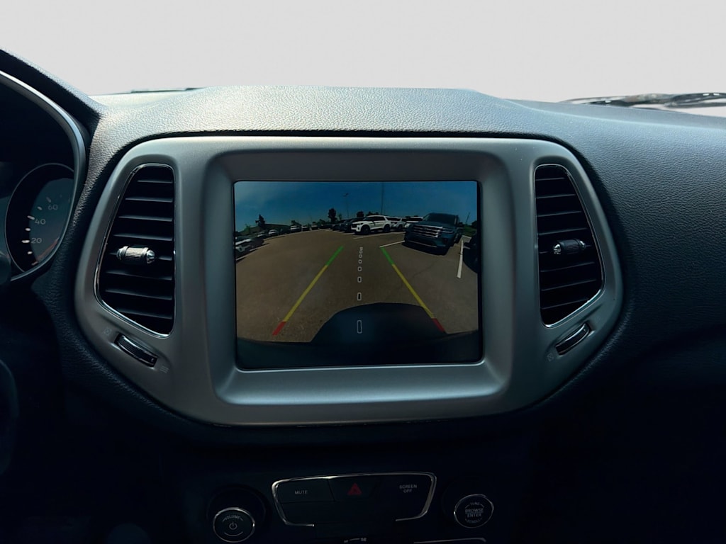 Thumbnail: 2020 Jeep Compass - 29