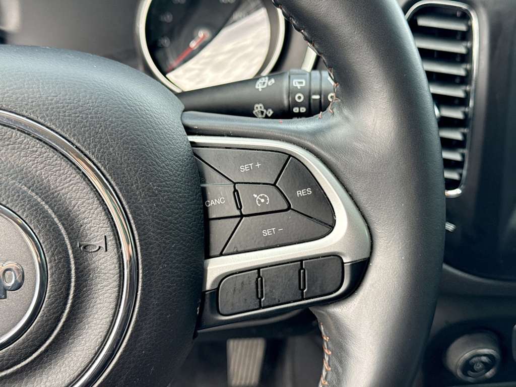 Thumbnail: 2018 Jeep Compass - 29