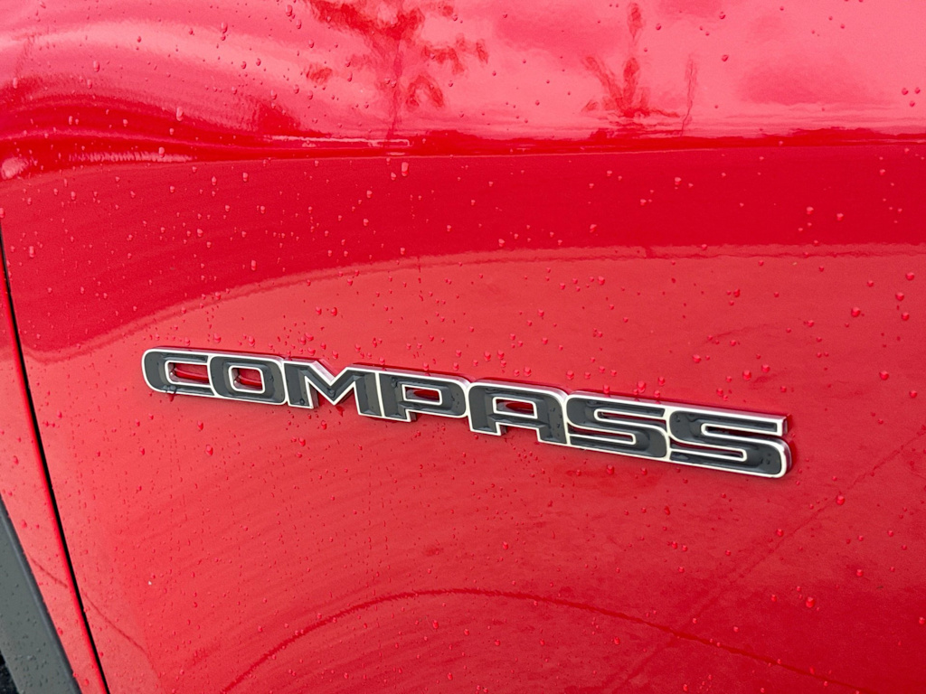 Thumbnail: 2018 Jeep Compass - 24