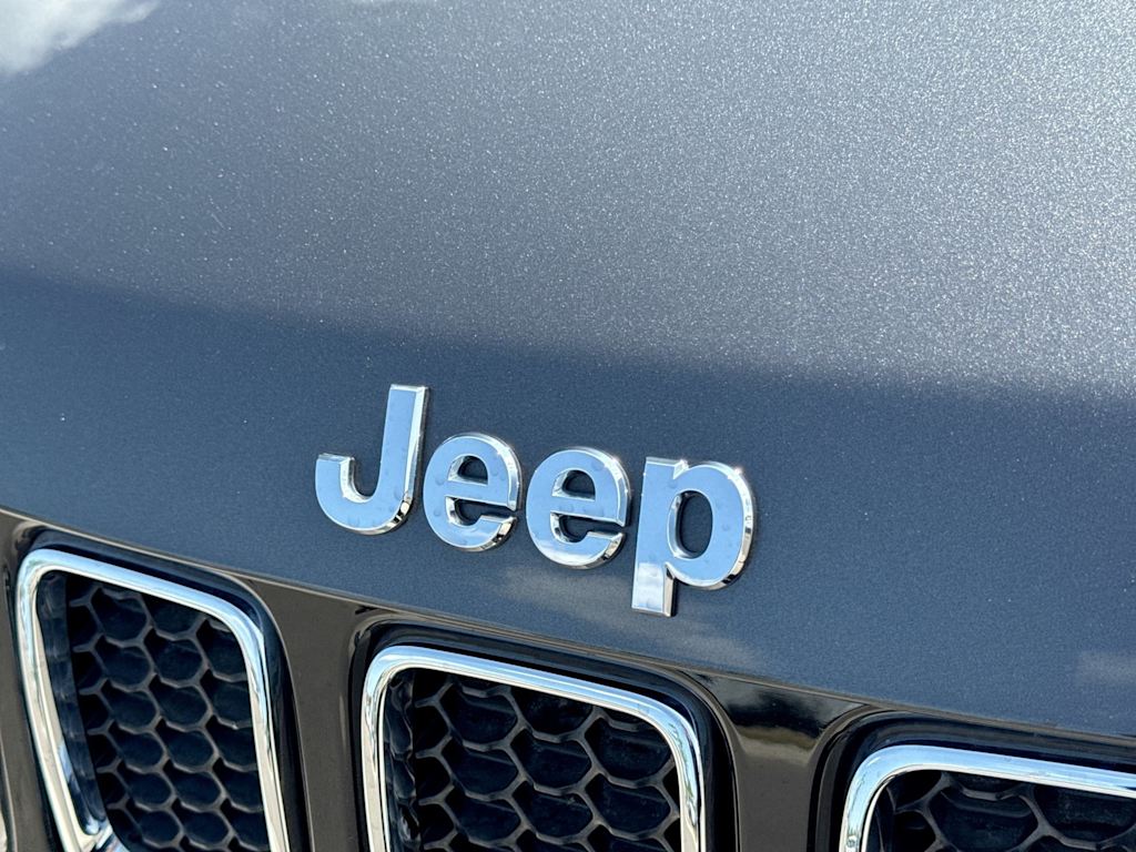 Thumbnail: 2018 Jeep Compass - 6