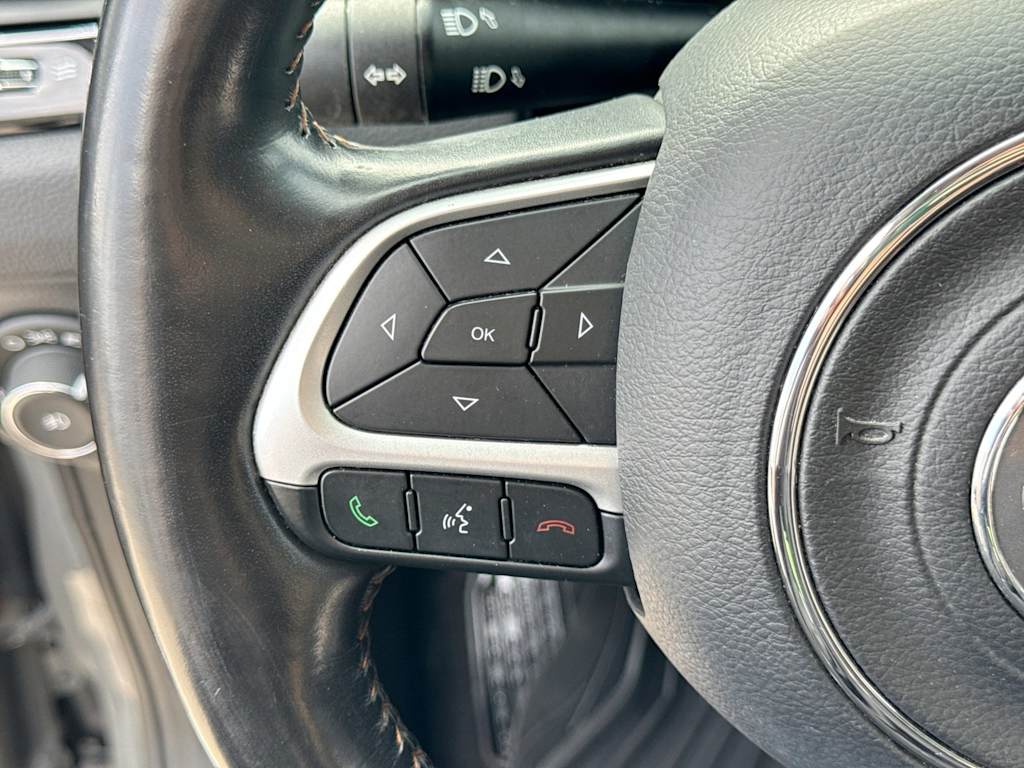 Thumbnail: 2020 Jeep Compass - 27