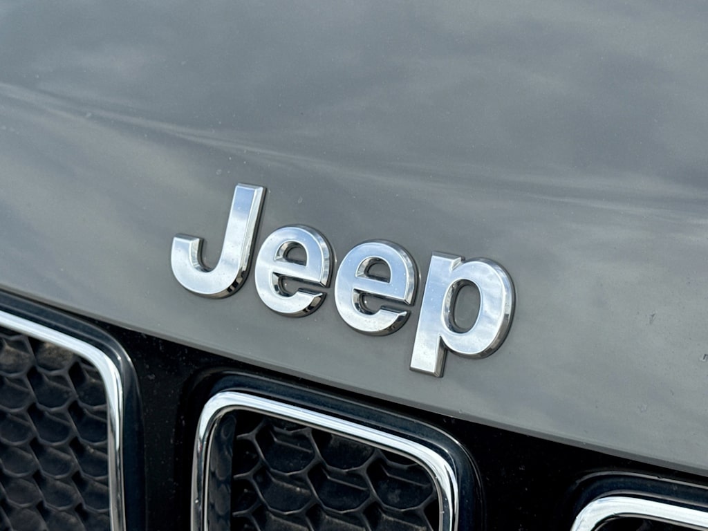 Thumbnail: 2020 Jeep Compass - 7