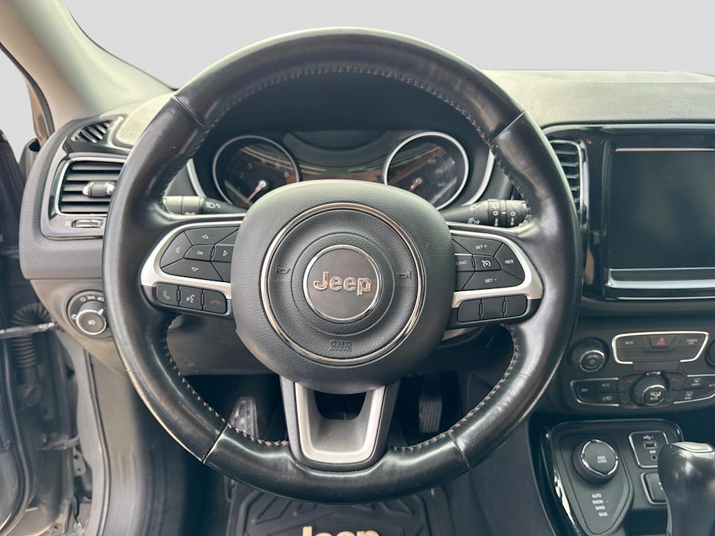 Thumbnail: 2020 Jeep Compass - 13